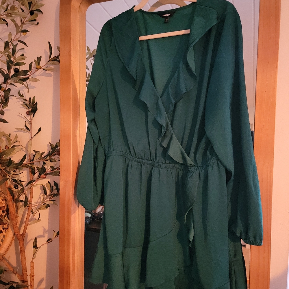 Express Women's Emerald Green Cocktail Dress sz XL